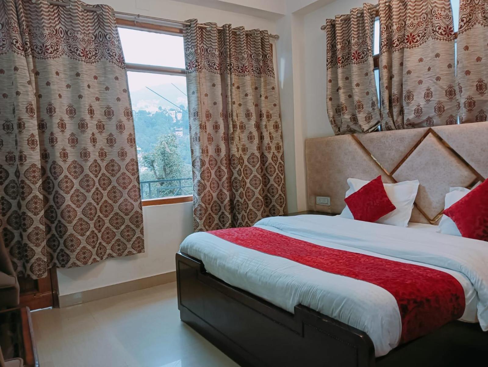 B&B Aston Shimla Hill'S Екстериор снимка