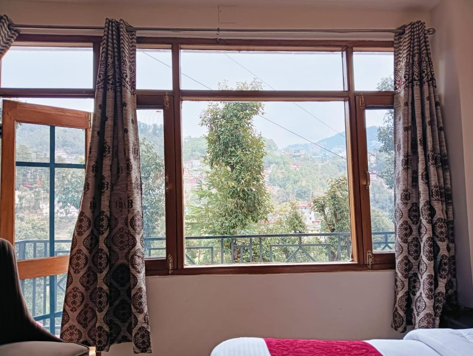 B&B Aston Shimla Hill'S Екстериор снимка