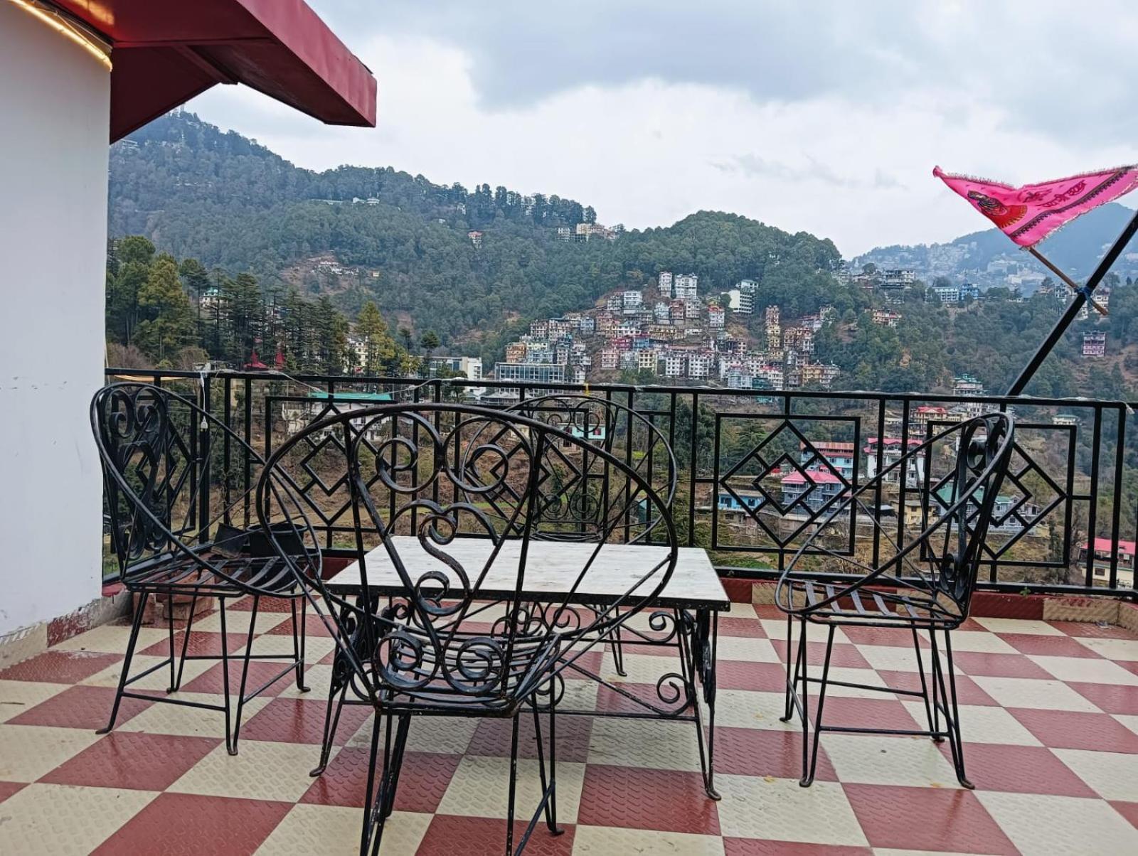 B&B Aston Shimla Hill'S Екстериор снимка